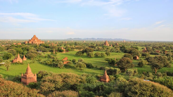 Bagan: Temples and Sunset
