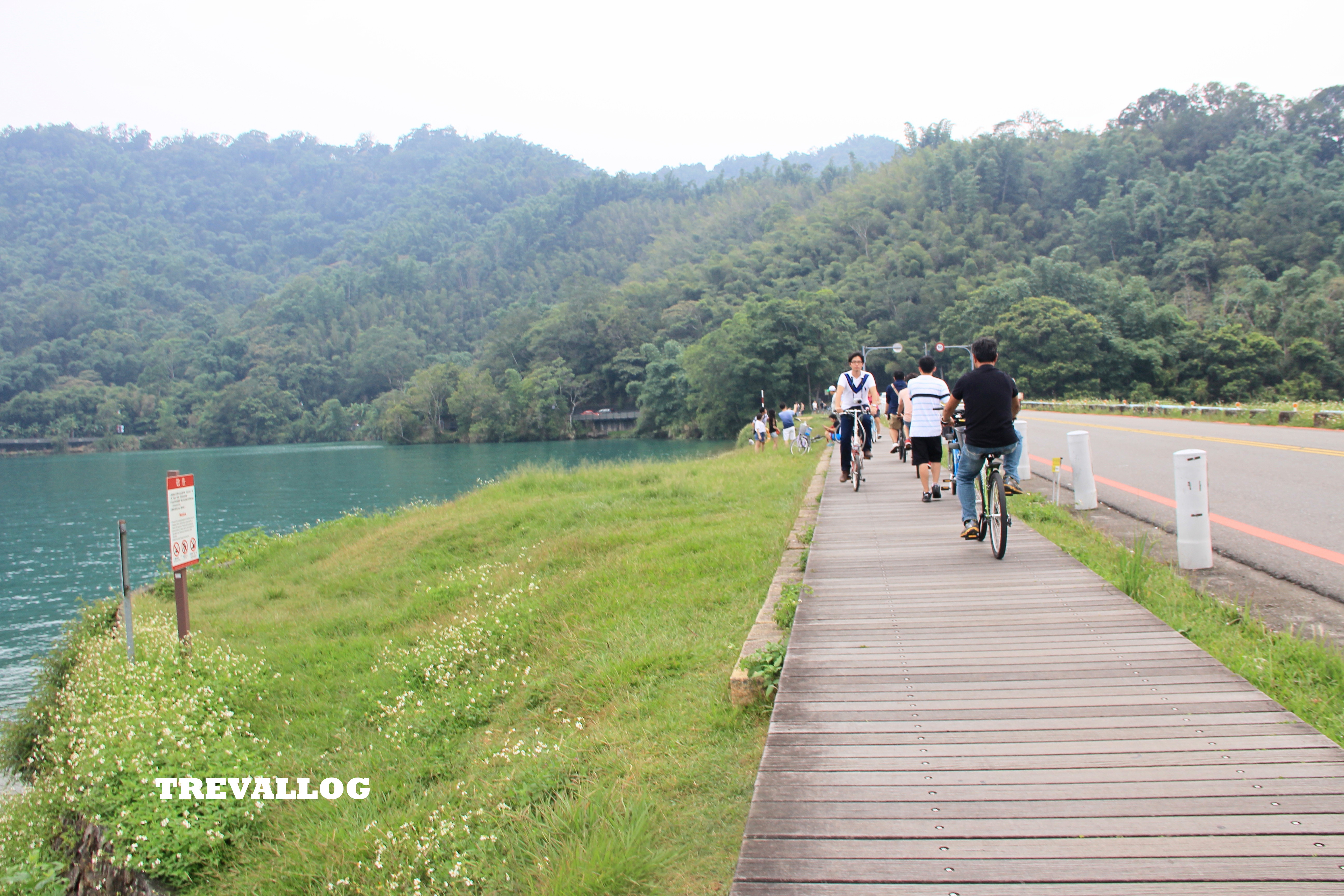 Cycling around Sun Moon Lake, Taiwan