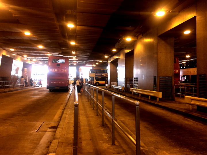 Bus station for bus 15 at Exchange Square