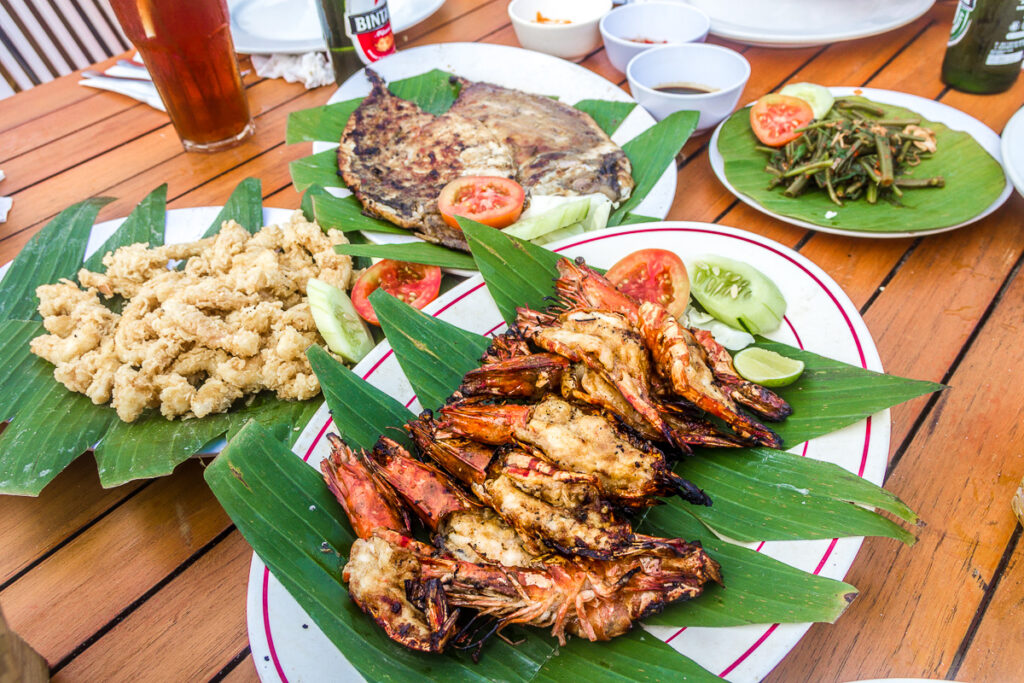 Seafood Dinner by the Beach: Menega Cafe, Jimbaran, Bali