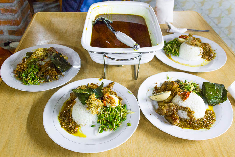 Eating Cheap In Nusa Dua Bali Nasi Ayam Ibu Oki Babi