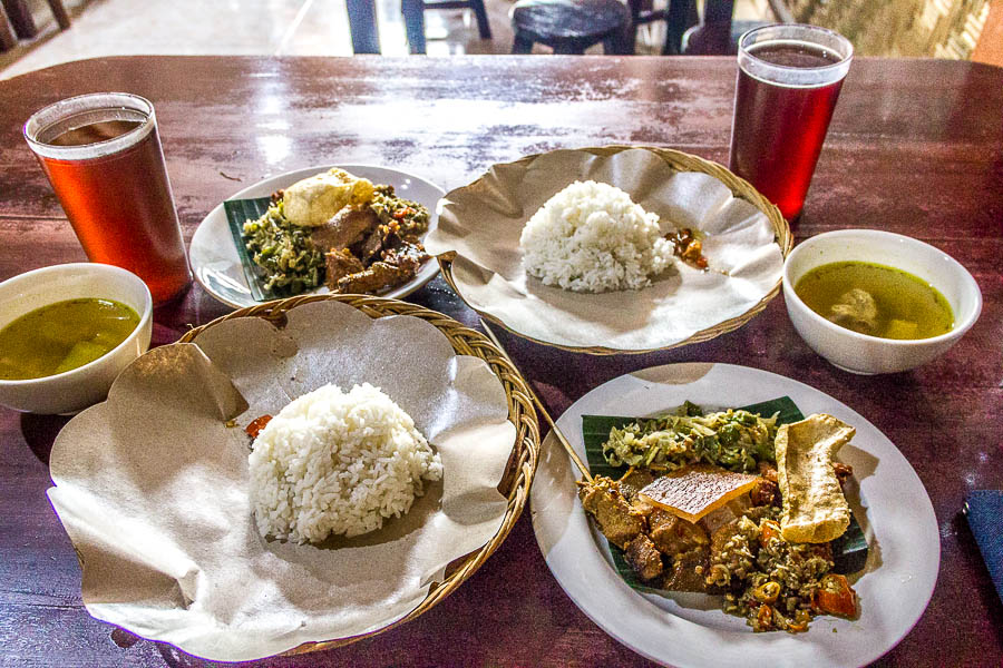 Babi Guling Pak Malen, Seminyak, Bali