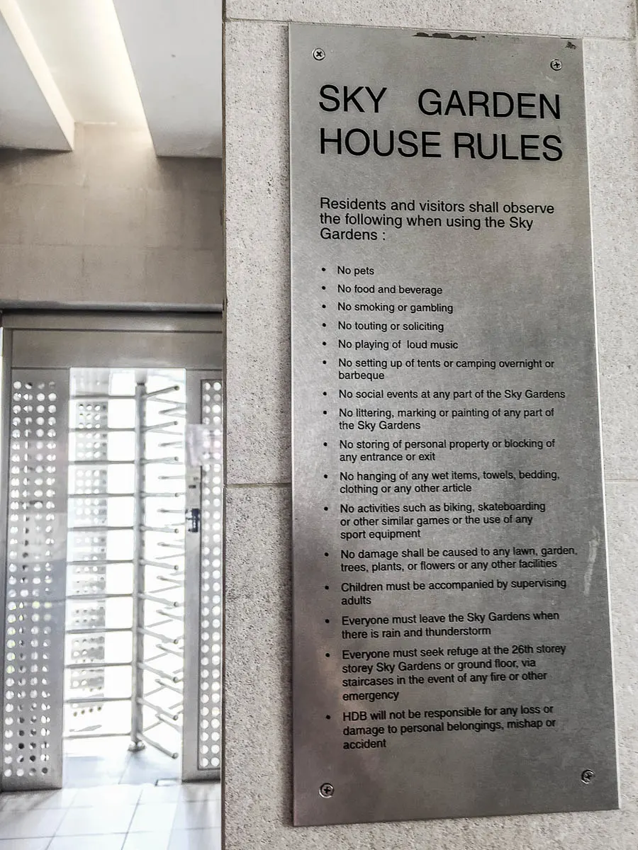 The rules of Sky Garden. Notice the turnstile gate where you have to tap your EZ-Link at card reader in order to access the Sky Garden at Pinnacle @ Duxton