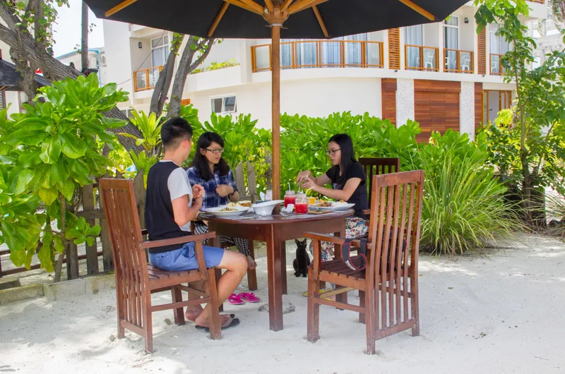 Kaalama Restaurant Food, Velana Beach Maldives