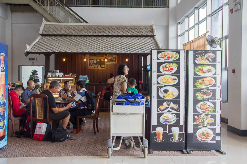 Luang Prabang International Airport - Food