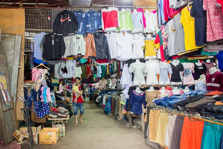 Luang Prabang Phosi Market - clothing
