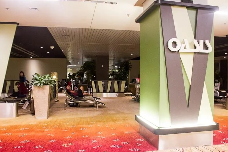 Things to Do in Changi Airport, Singapore - Terminal 2, Oasis snooze lounge