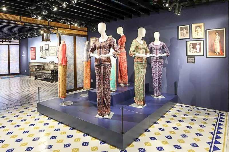 Things to do in Changi Airport Singapore Terminal 4 - Peranakan Gallery