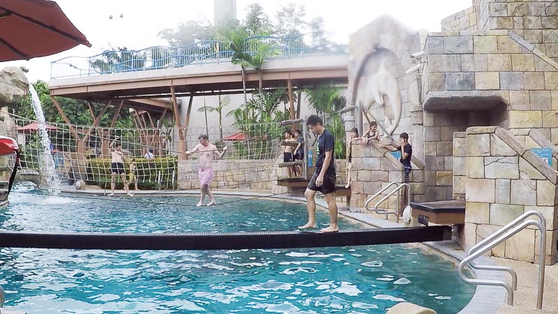 Adventure Cove Waterpark Singapore - Splashworks balancing beam