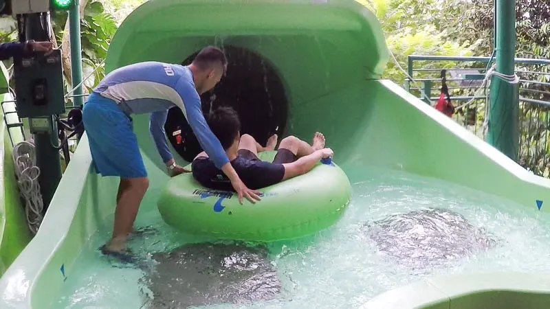 Adventure Cove Waterpark Singapore - Pipeline Plunge and Tidal Twister