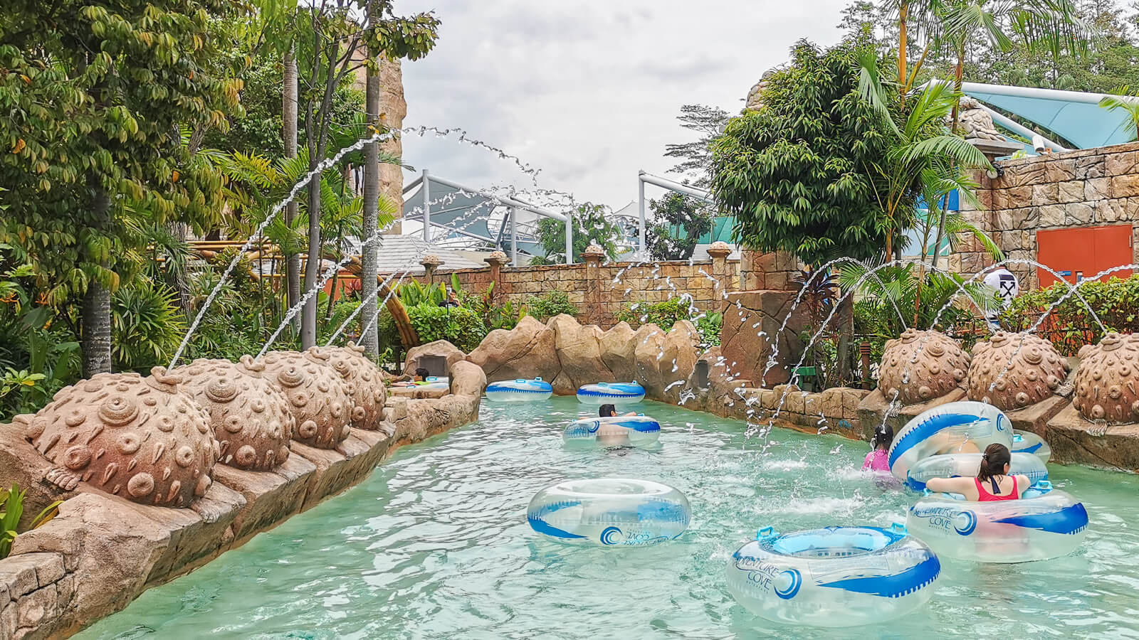 Maximise Your Visit to Adventure Cove Waterpark Singapore