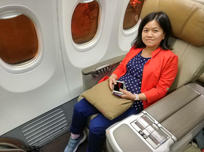 Malindo Air Business Class Omg We Flew Business Class For