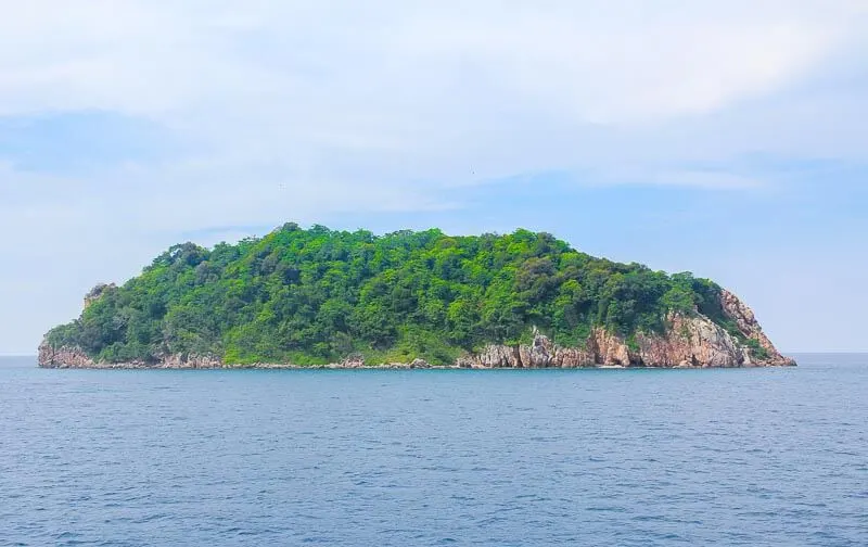 Visiting Phi Phi Island from Phuke Without a Tour - view along the way