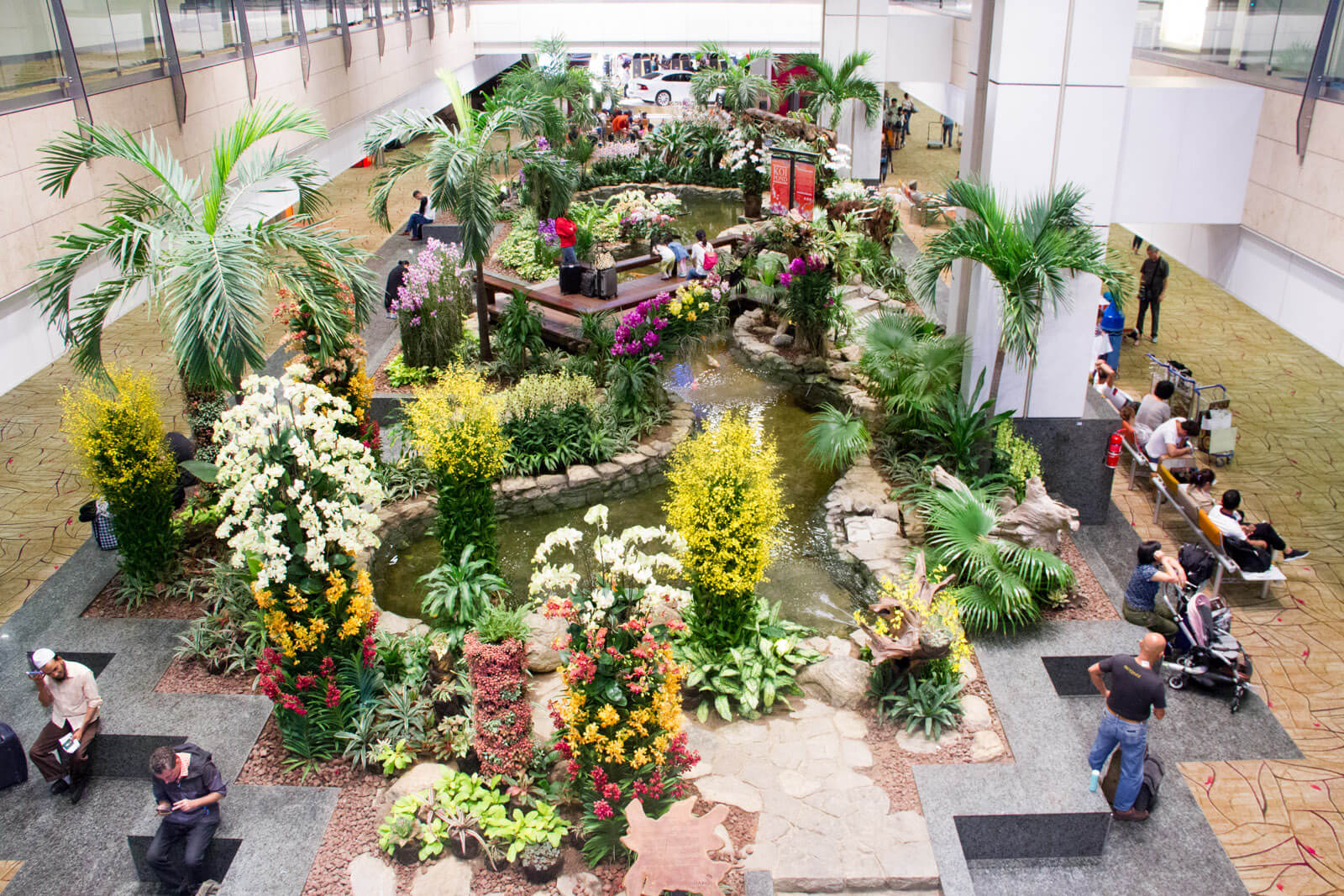Аэропорт Чанги в Сингапуре сады