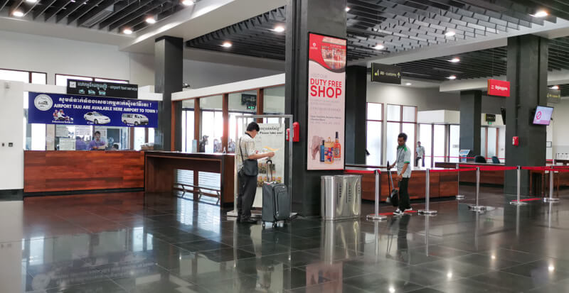 Arriving at Siem Reap Airport - Transportation to town