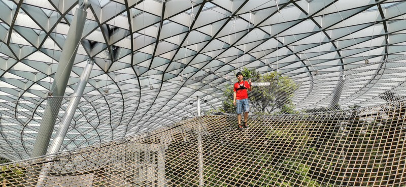 Sky Nets Walking - Jewel Canopy Park at Changi Airport Singapore