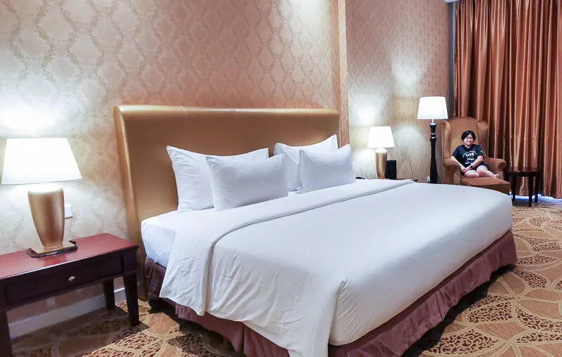 Adimulia Hotel Medan Review - Room