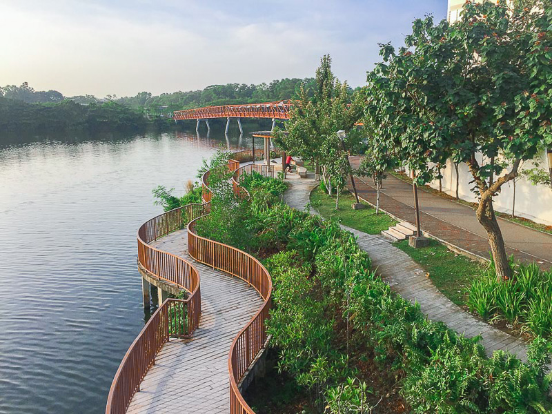 Running at Punggol Waterway Park, Singapore