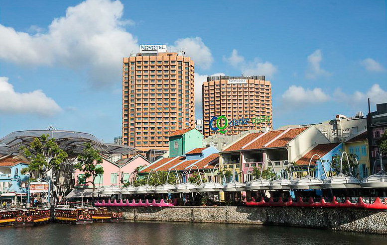 Running at Clarke Quay - Singapore River