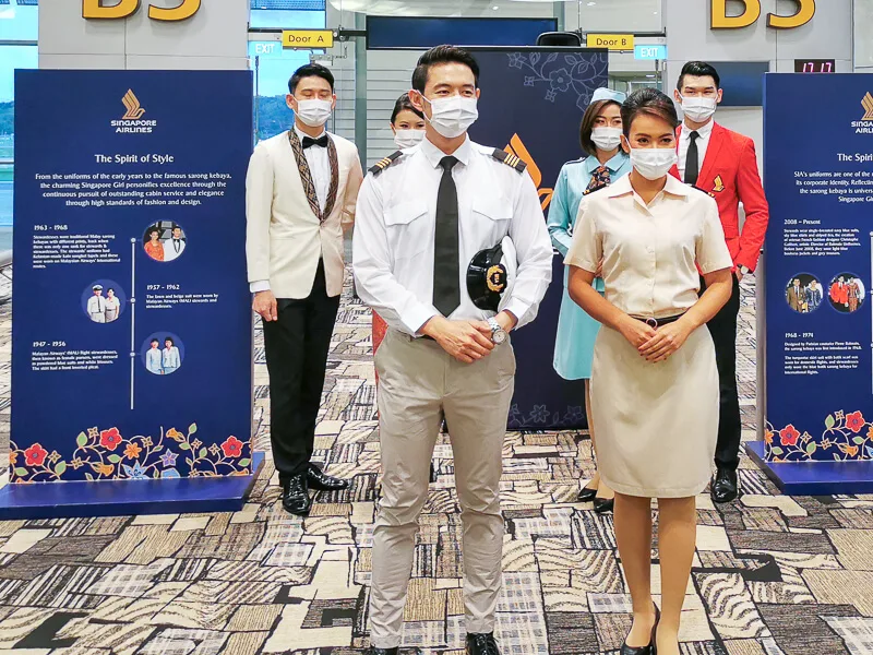 Singapore Airlines Uniform
