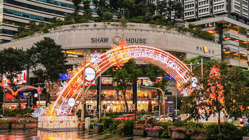 How to Spend Christmas in Singapore 2021 - Orchard Road