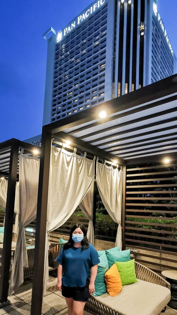 Conrad Centennial Singapore Review - Evening Pool