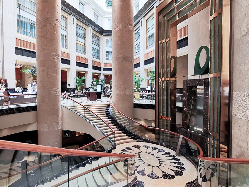 Fullerton Hotel Singapore Staycation Review - Grand Staircase 