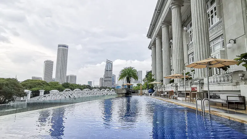 Fullerton Hotel Singapore Staycation Review - Infinity Pool 