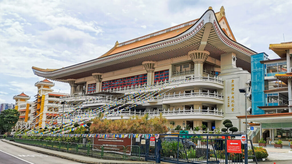 Kong Meng San Phor Kark See Largest Buddhist Temple in Singapore