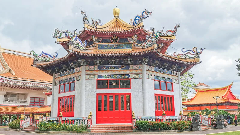 Kong Meng San Phor Kark See Singapore - Hall of Amrita Precepts