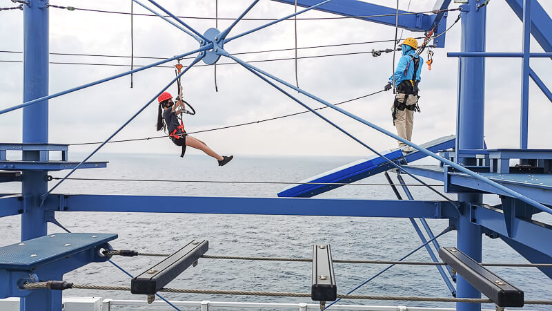 https://vr.dreamcruiseline.com/world-dream/ropes-course-deck-18-aft/en