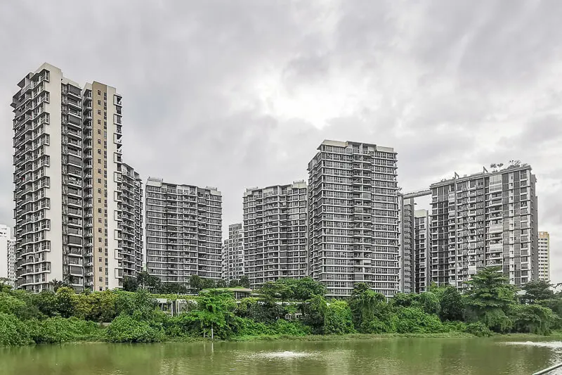 Coast to Coast Trail Singapore - Checkpoint Guide - CP6 to CP7 (2) - Residential buildings along the river