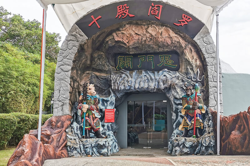 Haw Par Villa Singapore - Hell Museum - Ten Courts of Hell