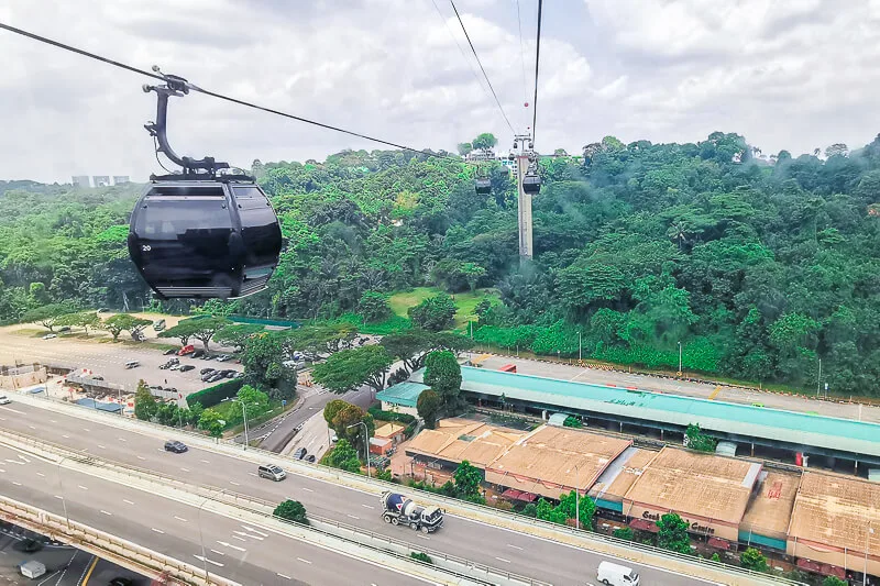 Singapore Cable Car - Sights along Mount Faber Line