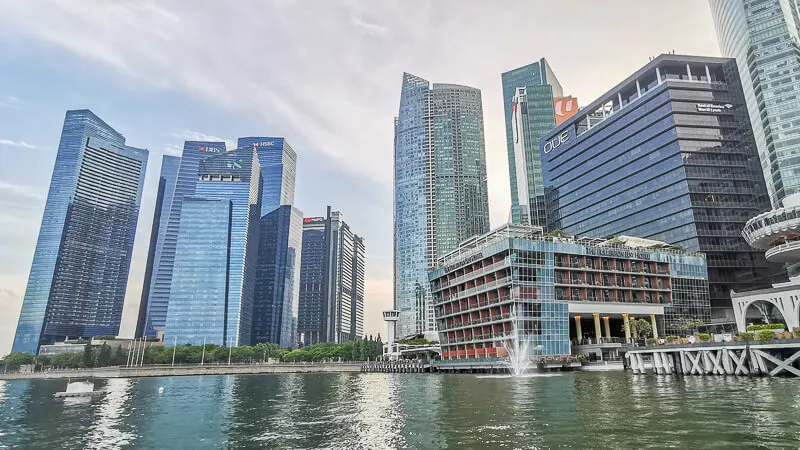 Singapore River Cruise Review - Sights - Custom House and MBFC