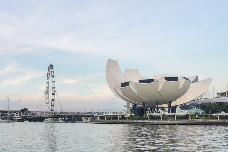 Singapore River Cruise Review - Sights - ArtScience Museum and Singapore Flyer