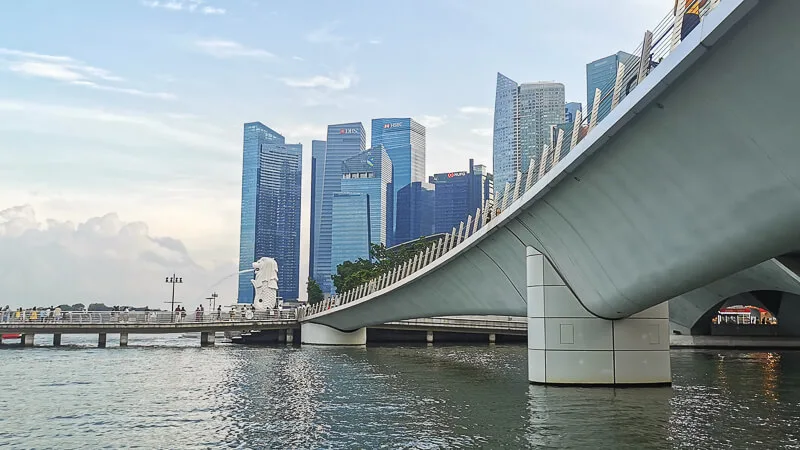 Singapore River Cruise Review - Sights - Merlion