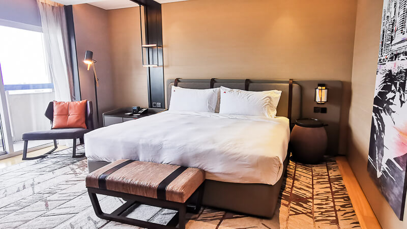 Swissotel The Stamford Review - Executive Room - Room