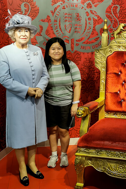 Madame Tussauds Singapore Review - World Leaders - Britain Queen Elizabeth II