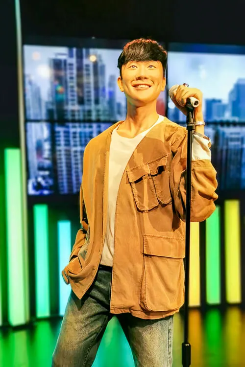 Madame Tussauds Singapore Review - Music - JJ Lin