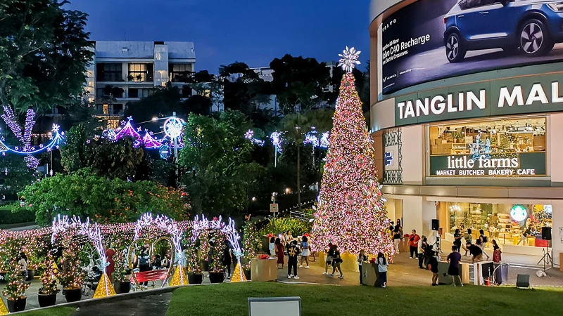 FunVee Christmas Light Up Tour - Tanglin Mall