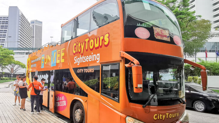 FunVee Open Top Hop-On Hop-Off Bus – Fastest Way to Explore Singapore City Centre