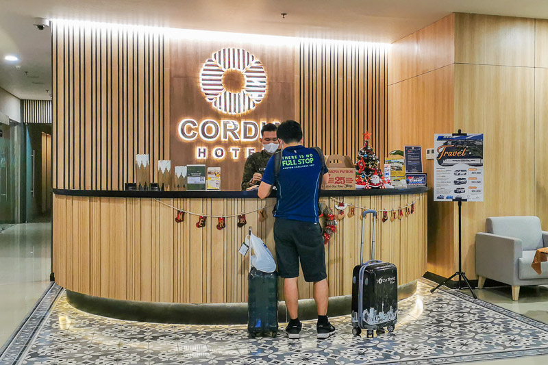 Cordia Hotel Yogyakarta Review - Check-in and Lobby