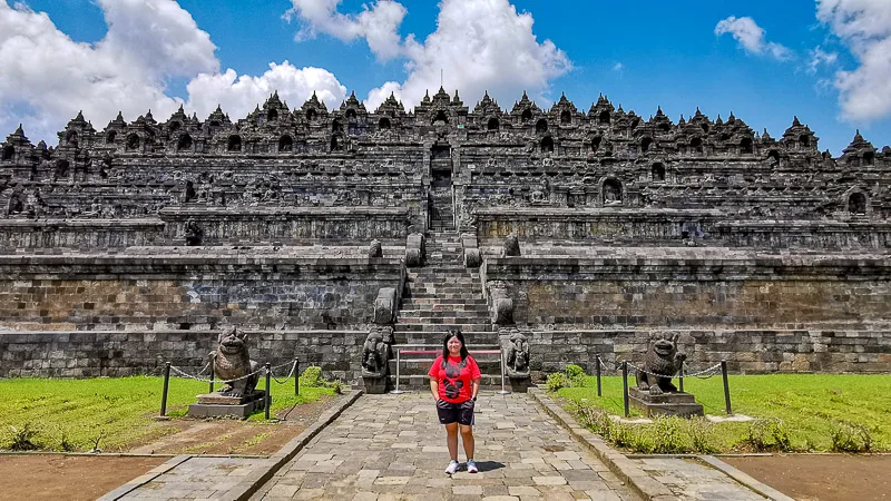 Guide to Visiting Candi Borobudur - Temple Yard