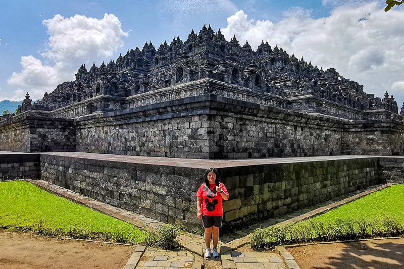 Guide to Visiting Candi Borobudur - Temple Yard