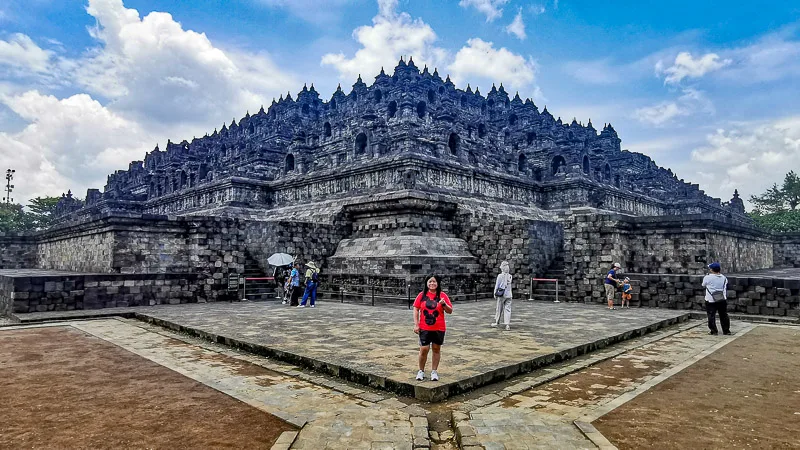 Guide to Visiting Candi Borobudur - Temple Yard