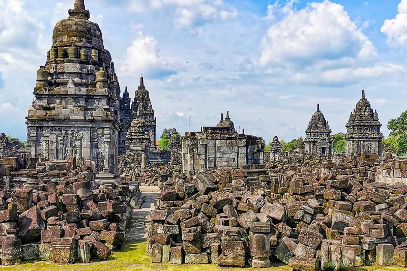 Guide to Visiting Candi Prambanan - Candi Sewu