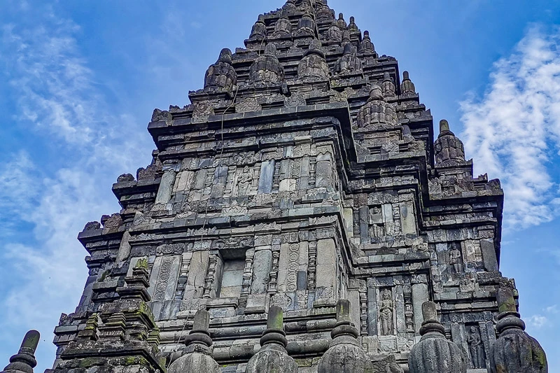 Guide to Visiting Candi Prambanan - Prambanan Temple Main Courtyard