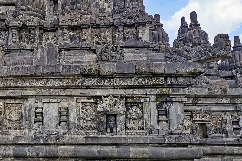 Guide to Visiting Candi Prambanan - Prambanan Temple Main Courtyard