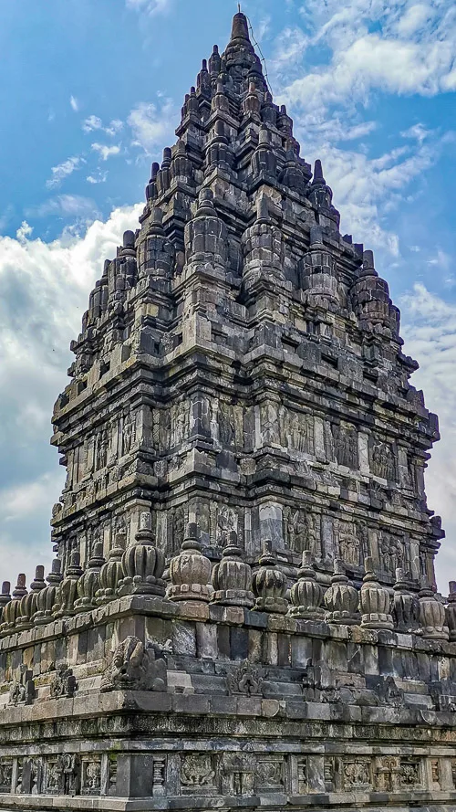 Guide to Visiting Candi Prambanan - Prambanan Temple Main Courtyard